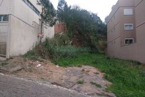 Terreno com 360m², no bairro Charqueadas em Caxias do Sul para Comprar