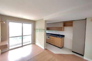 Apartamento com 41m², 1 dormitório, 1 vaga, no bairro Lourdes em Caxias do Sul para Comprar