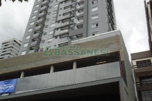 Apto Mobiliado com 40m², 1 dormitório, 1 vaga, no bairro Lourdes em Caxias do Sul para Comprar