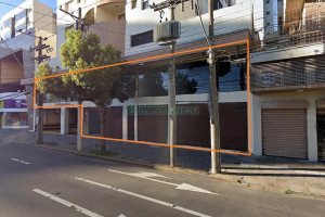 Loja com 692m², 13 vagas, no bairro Centro em Caxias do Sul para Alugar