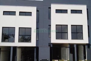 Sobrado com 86m², 2 dormitórios, 2 vagas, no bairro Nossa Senhora da Saúde em Caxias do Sul para Comprar