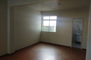 Sala com 41m², no bairro Centro em Caxias do Sul para Comprar