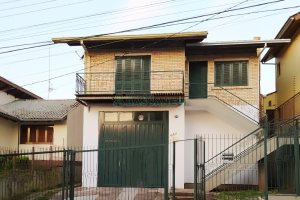Casa com 195m², 3 dormitórios, 4 vagas, no bairro Santa Catarina em Caxias do Sul para Alugar