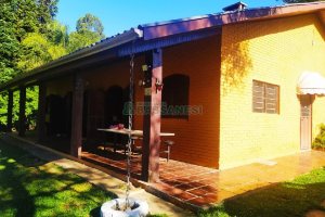 Pavilhão com 5220m², no bairro Ana Rech em Caxias do Sul para Comprar