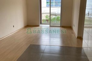 Apartamento com 71m², 2 dormitórios, 1 vaga, no bairro Salgado Filho em Caxias do Sul para Comprar