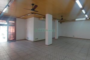 Loja com 58m², no bairro Madureira em Caxias do Sul para Alugar