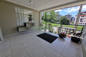 Apartamento com 86m², 2 dormitórios, 2 vagas, no bairro Panazzolo em Caxias do Sul para Comprar