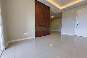 Apartamento com 86m², 2 dormitórios, 2 vagas, no bairro Panazzolo em Caxias do Sul para Comprar