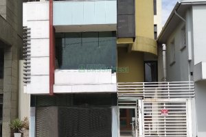 Loja com 270m², no bairro São Pelegrino em Caxias do Sul para Alugar ou Comprar