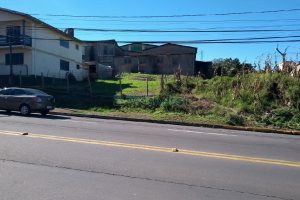 Terreno com 406m², no bairro Planalto em Caxias do Sul para Comprar