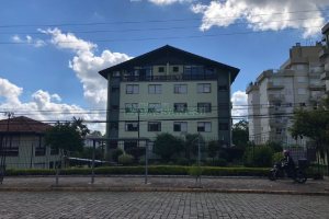 Apartamento com 77m², 2 dormitórios, 1 vaga, no bairro Marechal Floriano em Caxias do Sul para Comprar