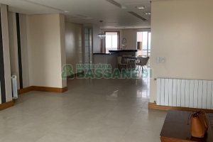 Apto Mobiliado com 206m², 3 dormitórios, 4 vagas, no bairro Jardim América em Caxias do Sul para Comprar