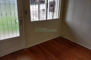 Casa com 100m², 3 dormitórios, 1 vaga, no bairro Panazzolo em Caxias do Sul para Comprar