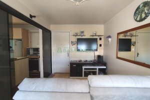 Apto Mobiliado com 77m², 3 dormitórios, 2 vagas, no bairro Pio X em Caxias do Sul para Comprar