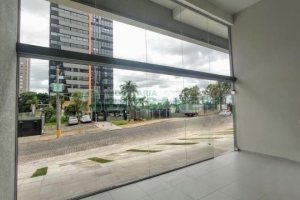 Loja com 100m², no bairro Madureira em Caxias do Sul para Alugar