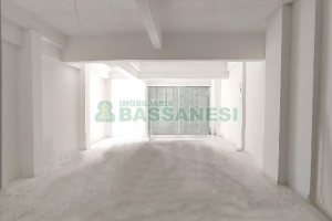 Loja com 262m², no bairro Pio X em Caxias do Sul para Alugar