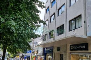 Sala com 77m², no bairro Centro em Caxias do Sul para Comprar