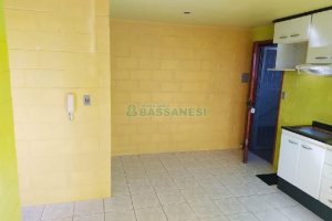 Apartamento com 38m², 2 dormitórios, 1 vaga, no bairro Nossa Senhora do Rosário em Caxias do Sul para Comprar
