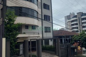 Apto Mobiliado com 250m², 3 dormitórios, 2 vagas, no bairro Panazzolo em Caxias do Sul para Alugar
