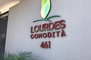 Apartamento com 69m², 2 dormitórios, 2 vagas, no bairro Lourdes em Caxias do Sul para Comprar