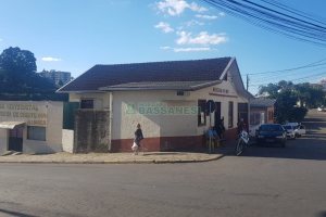 Casa Comercial, no bairro Medianeira em Caxias do Sul para Comprar