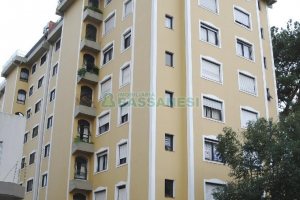 Apartamento com 113m², 3 dormitórios, 1 vaga, no bairro Centro em Caxias do Sul para Comprar