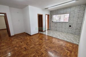 Apartamento, 3 dormitórios, 2 vagas, no bairro Centro em Caxias do Sul para Comprar