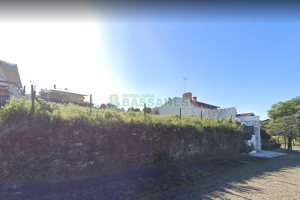 Terreno com 405m², no bairro Cinqüentenário em Caxias do Sul para Comprar