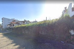 Terreno com 405m², no bairro Cinqüentenário em Caxias do Sul para Comprar