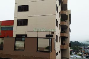 Apartamento com 130m², 3 dormitórios, 2 vagas, no bairro Cruzeiro em Caxias do Sul para Comprar