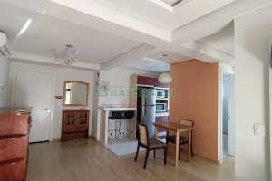 Apto Mobiliado com 68m², 2 dormitórios, 2 vagas, no bairro Lourdes em Caxias do Sul para Comprar