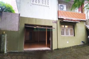 Loja com 84m², no bairro Medianeira em Caxias do Sul para Alugar
