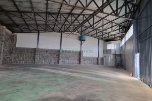 Pavilhão com 380m², no bairro Nossa Senhora de Fátima em Caxias do Sul para Alugar