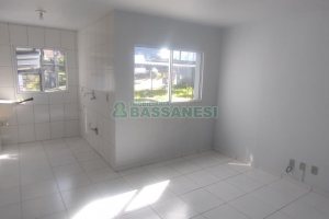 Apartamento com 47m², 2 dormitórios, 1 vaga, no bairro Cidade Industrial em Caxias do Sul para Comprar