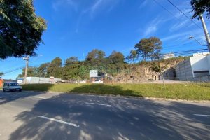 Terreno com 804m², no bairro São Leopoldo em Caxias do Sul para Comprar