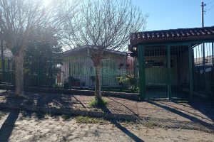 Casa com 112m², 2 dormitórios, 1 vaga, no bairro Santa Corona em Caxias do Sul para Comprar