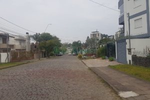 Terreno com 405m², no bairro Sanvitto em Caxias do Sul para Comprar