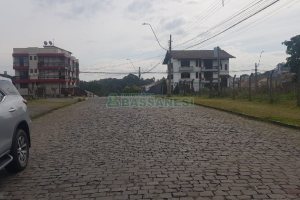 Terreno com 405m², no bairro Sanvitto em Caxias do Sul para Comprar