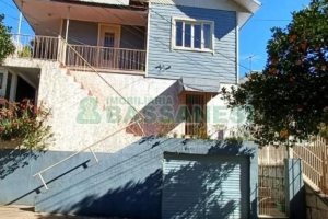 Casa com 120m², 10 dormitórios, 3 vagas, no bairro Marechal Floriano em Caxias do Sul para Comprar