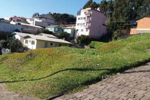 Terreno, no bairro Marechal Floriano em Caxias do Sul para Comprar