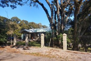 Chácara com 277m², 4 dormitórios, 2 vagas, no bairro Pedancino em Caxias do Sul para Comprar