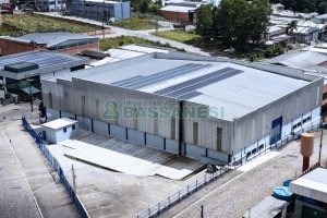 Pavilhão com 2000m², no bairro Cinqüentenário em Caxias do Sul para Alugar