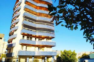 Apto/Cobertura com 320m², 4 dormitórios, 2 vagas, no bairro Santa Catarina em Caxias do Sul para Comprar