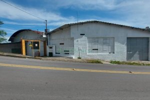 Pavilhão com 1000m², no bairro São Leopoldo em Caxias do Sul para Alugar