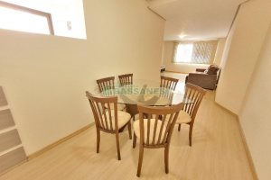 Apto Mobiliado com 95m², 2 dormitórios, 1 vaga, no bairro Centro em Caxias do Sul para Alugar