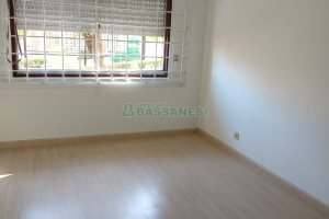 Apartamento com 79m², 3 dormitórios, 1 vaga, no bairro Panazzolo em Caxias do Sul para Comprar