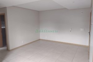 Apartamento com 56m², 2 dormitórios, 1 vaga, no bairro São Caetano em Caxias do Sul para Comprar