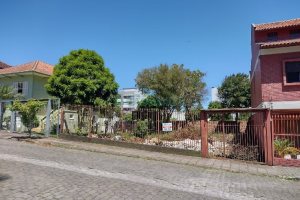 Terreno, no bairro Panazzolo em Caxias do Sul para Comprar