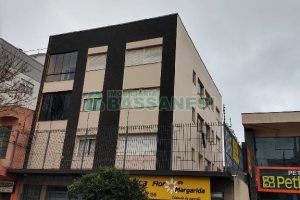 Predio com 383m², no bairro Centro em Caxias do Sul para Comprar
