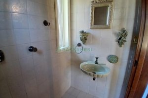 Casa Mobiliada com 611m², 4 dormitórios, 3 vagas, no bairro Petrópolis em Caxias do Sul para Alugar